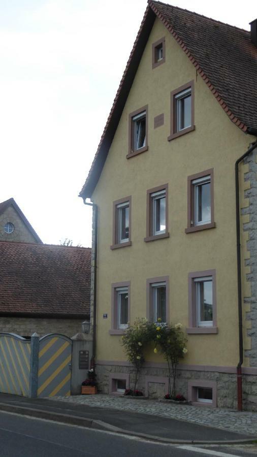 Ferienwohnung Angelika Gries Margetshöchheim Buitenkant foto